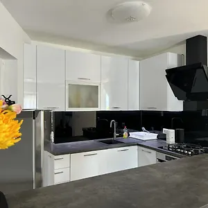 Heart Of Stone Apartment Tulisevica